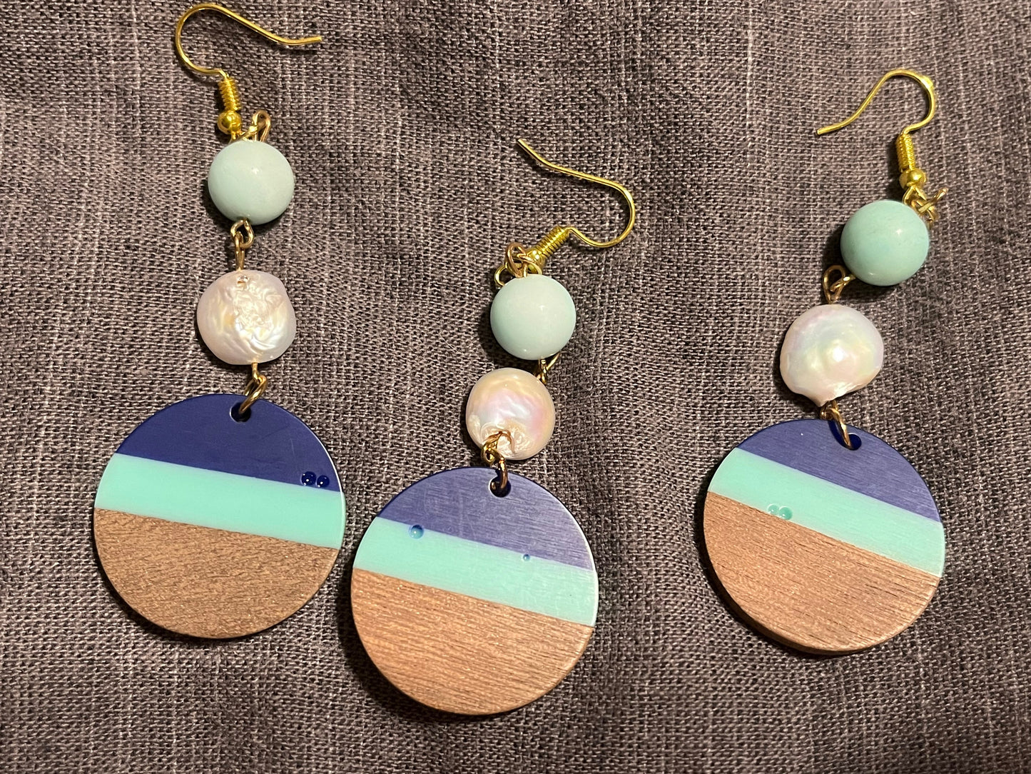 Seaside Charm: Turquoise, Navy, and Wood Shell Vibe Earrings with Bubbles