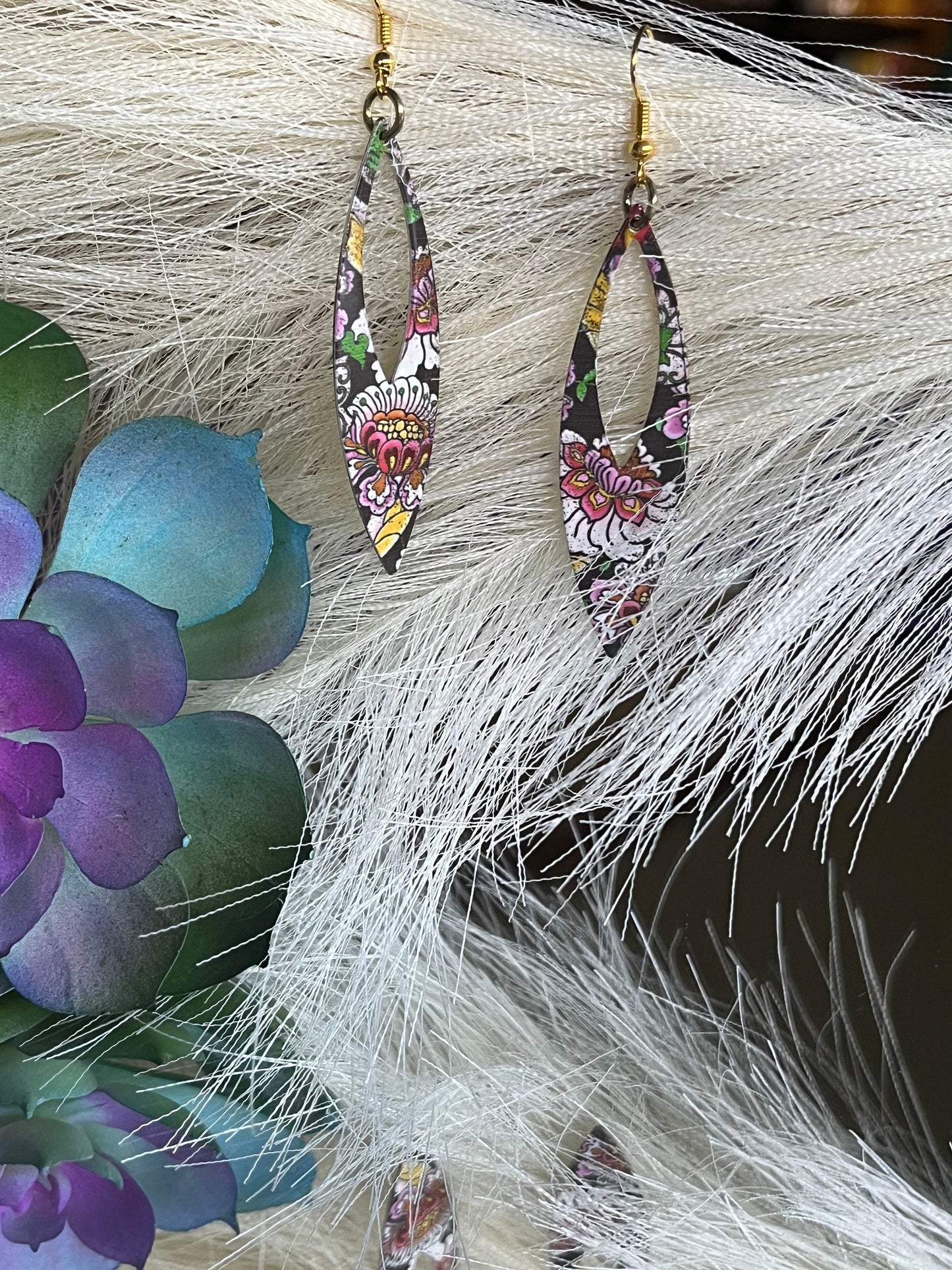 floral dangle earrings Lotus Bomb Dagger