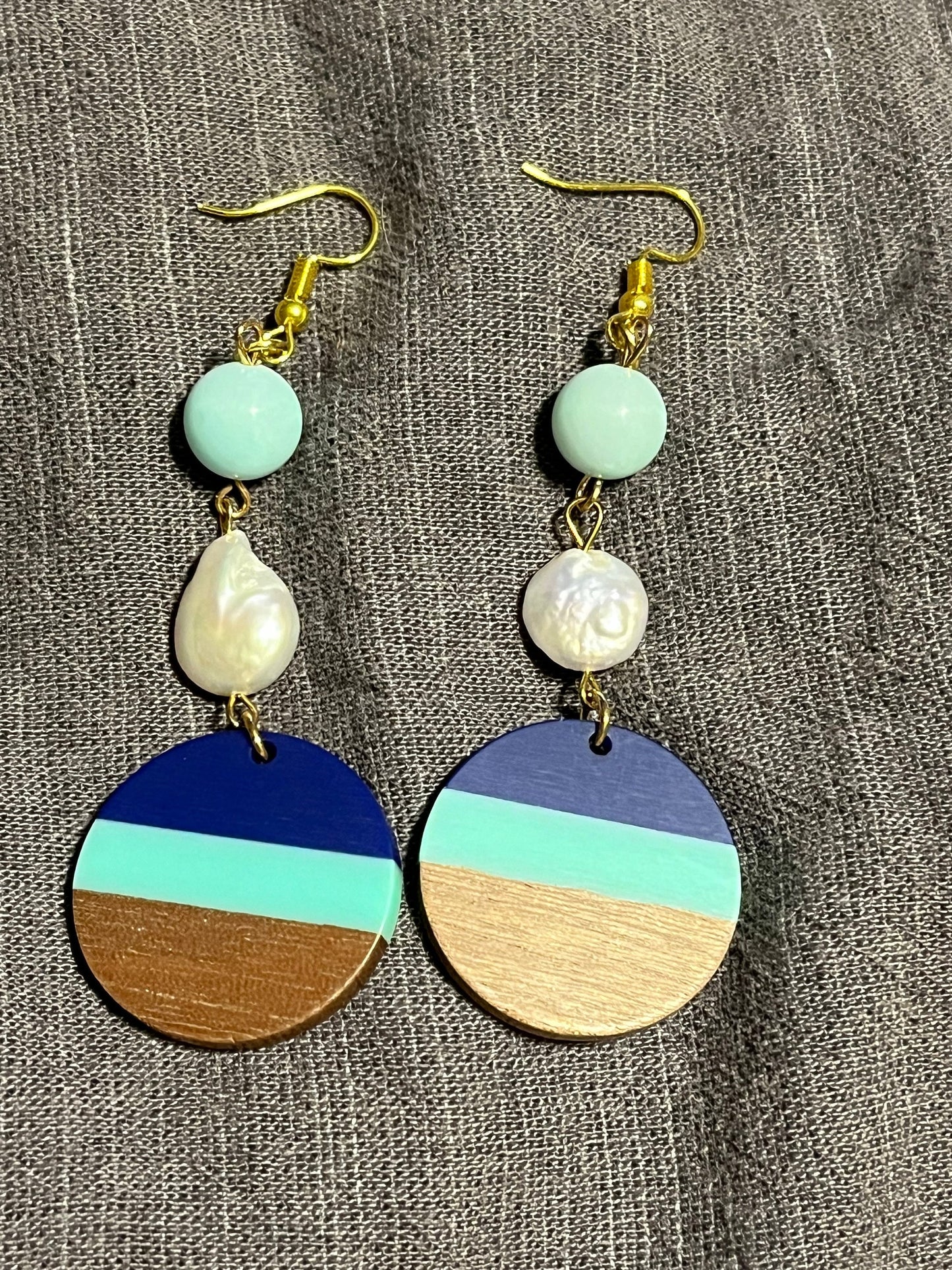 Seaside Charm: Turquoise, Navy, and Wood Shell Vibe Earrings with Bubbles